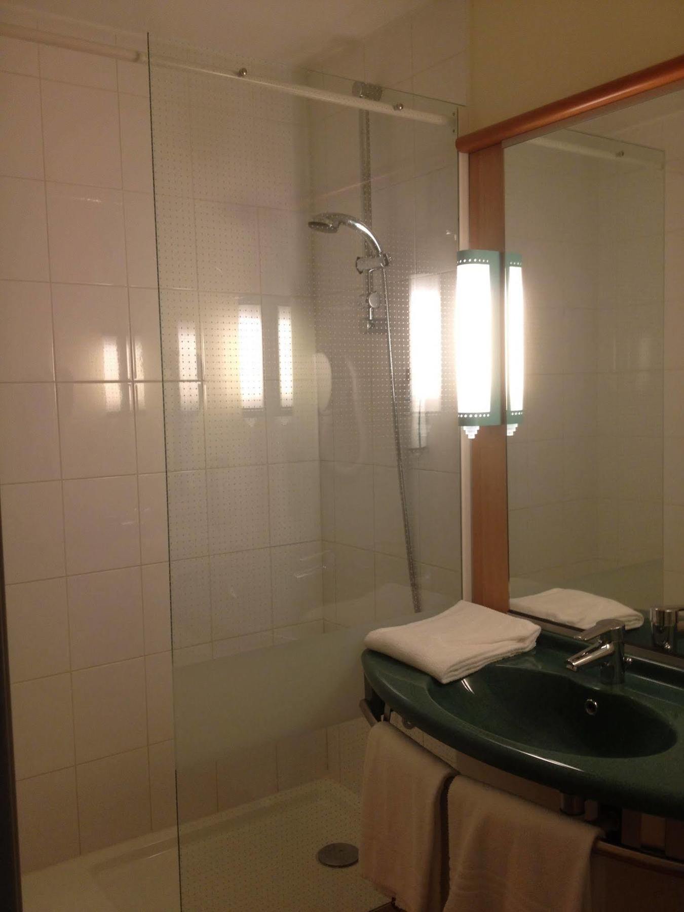 Hotel Ibis Angouleme Nord Champniers  Exterior foto