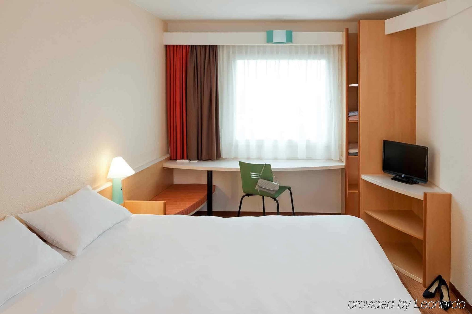 Hotel Ibis Angouleme Nord Champniers  Exterior foto
