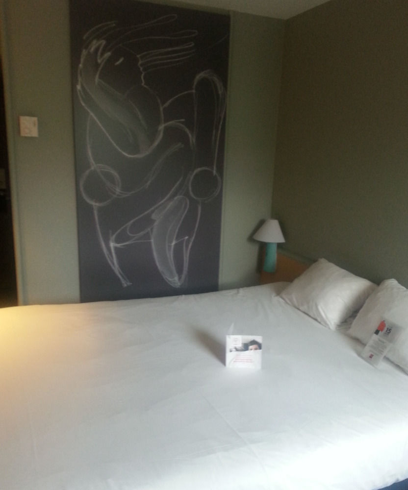 Hotel Ibis Angouleme Nord Champniers  Exterior foto